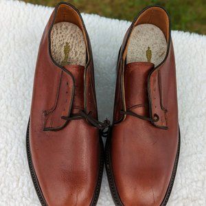 NWOT  Brown men's derby lace-up shoes